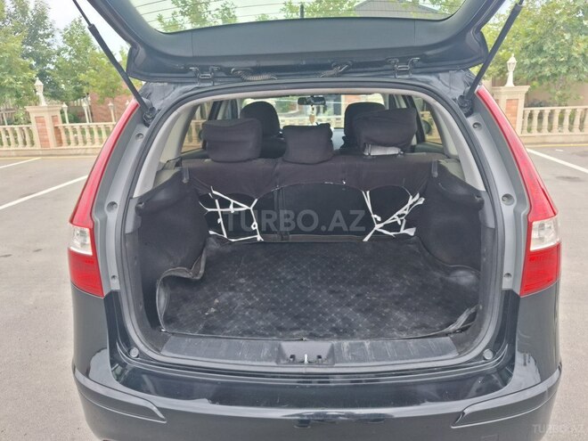 Hyundai i30 2011, 281,000 km - 1.6 l - İmişli