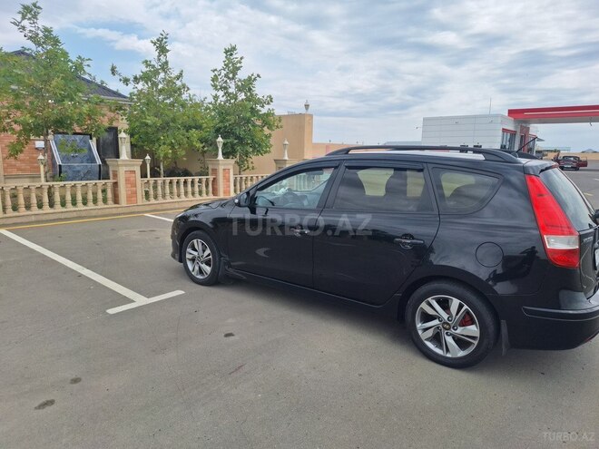 Hyundai i30 2011, 281,000 km - 1.6 l - İmişli