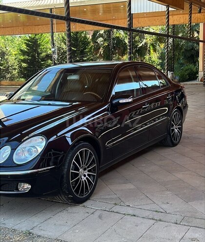 Mercedes E 320 2003, 291,000 km - 3.2 л - Masallı