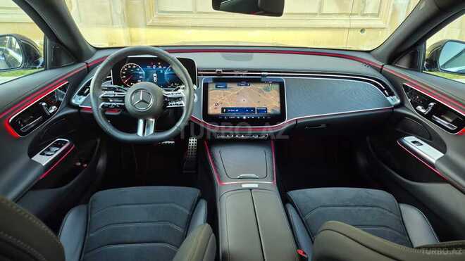 Mercedes E 300 e 2023, 9,800 km - 2.0 л - Bakı