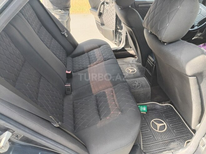 Mercedes C 200 1997, 270,000 km - 2.0 l - Şəki