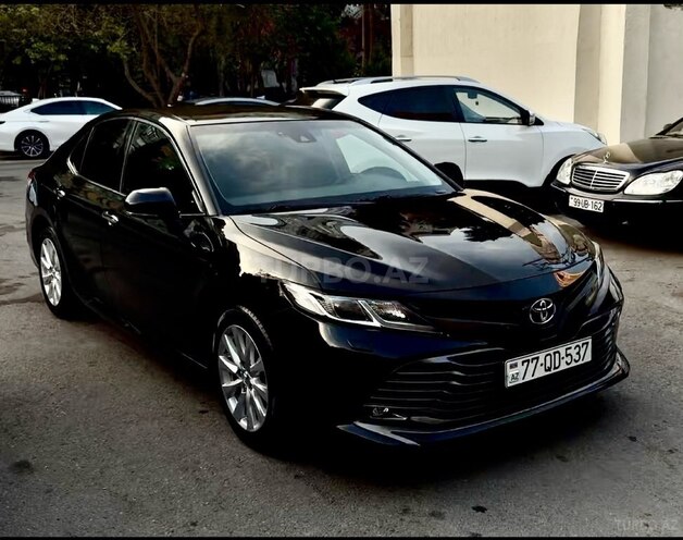Toyota Camry-1