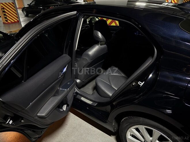 Toyota Camry-6
