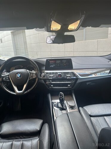 BMW 530 2017, 110,000 km - 2.0 л - Bakı