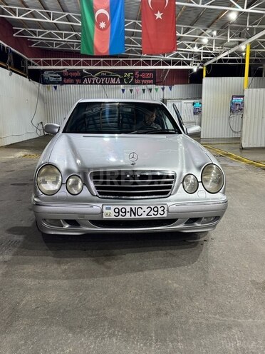 Mercedes E 270 1999, 290,000 km - 2.7 l - Ağcabədi