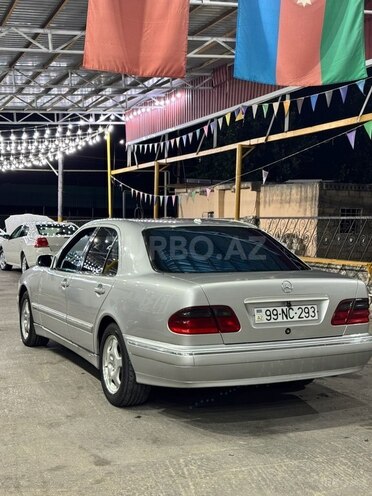 Mercedes E 270 1999, 290,000 km - 2.7 l - Ağcabədi