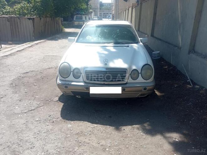 Mercedes E 220 d 1998, 211,245 km - 2.2 l - Bərdə