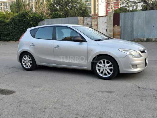 Hyundai i30-2