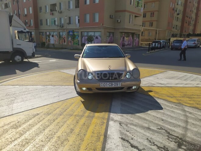 Mercedes E 270 2000, 500,000 km - 2.7 l - Bakı