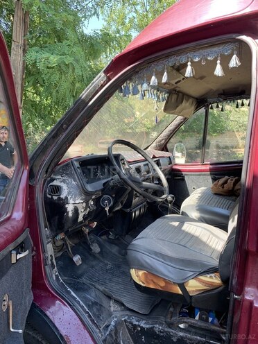 GAZ 2705 1998, 350,000 km - 2.3 л - Tovuz