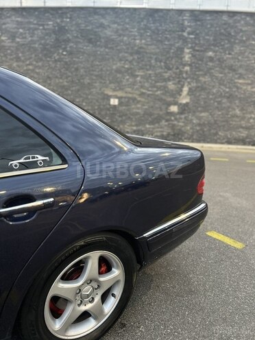 Mercedes E 240 1999, 505,000 km - 2.4 l - Bakı