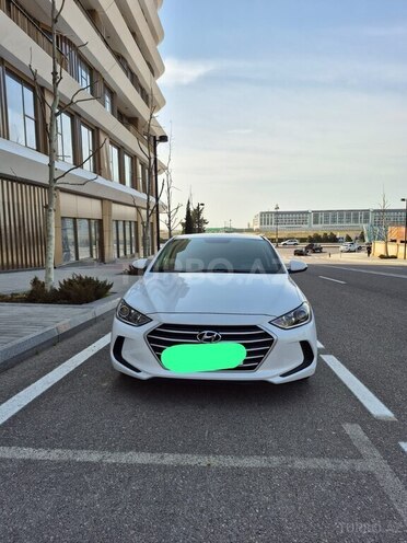 Hyundai Elantra 2017, 103,840 km - 2.0 l - Bakı