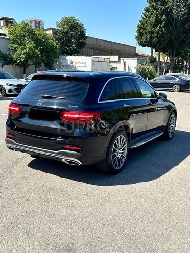 Mercedes GLC 250 4MATIC 2018, 52,000 km - 2.0 l - Bakı