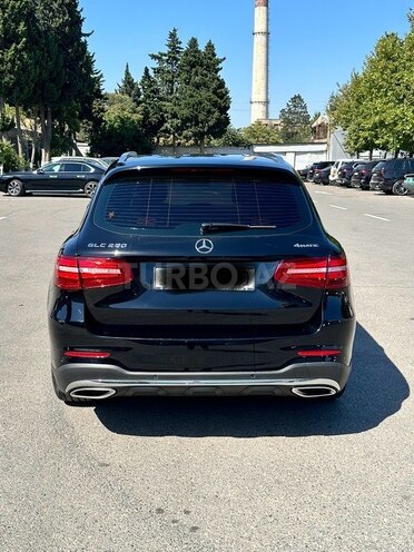 Mercedes GLC 250 4MATIC 2018, 52,000 km - 2.0 l - Bakı