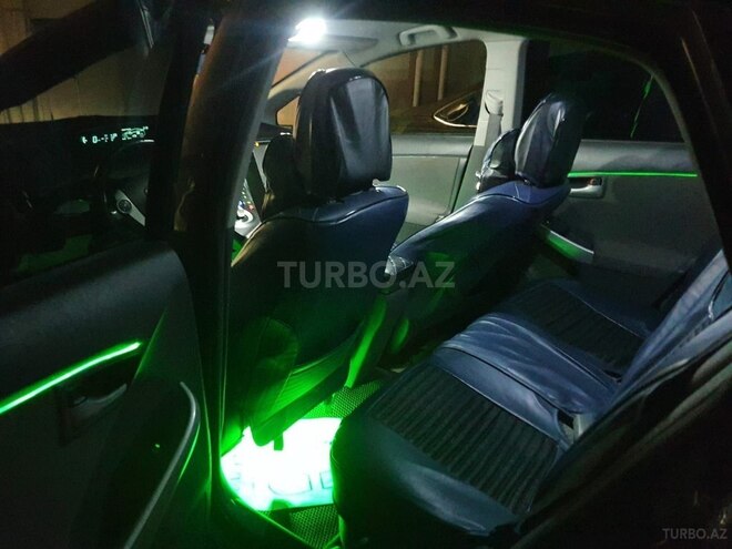 Toyota Prius 2010, 282,000 km - 1.8 л - Bakı