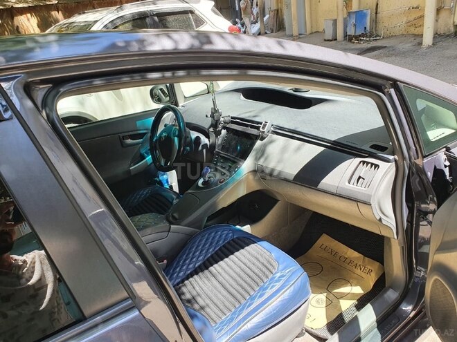 Toyota Prius 2010, 282,000 km - 1.8 л - Bakı