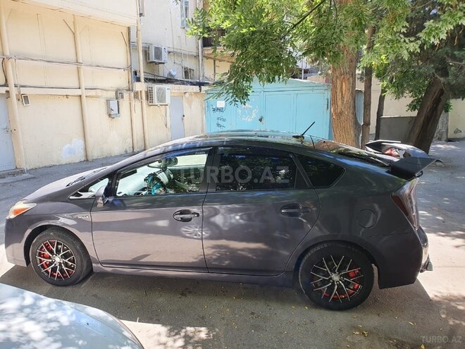 Toyota Prius 2010, 282,000 km - 1.8 л - Bakı