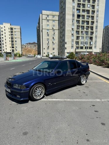 BMW 320-5