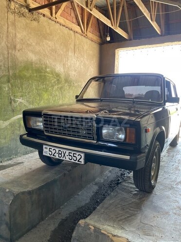 LADA (VAZ) 2107 2010, 75,000 km - 1.6 l - Salyan