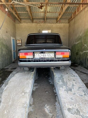 LADA (VAZ) 2107 2010, 75,000 km - 1.6 l - Salyan