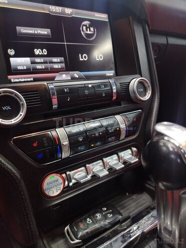 Ford Mustang-11