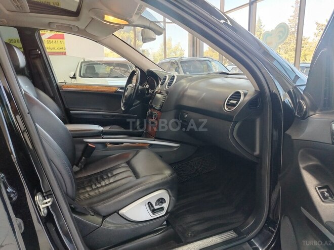 Mercedes ML 350 4MATIC-10