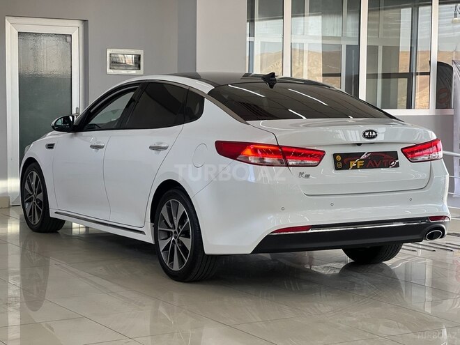 Kia K5-6