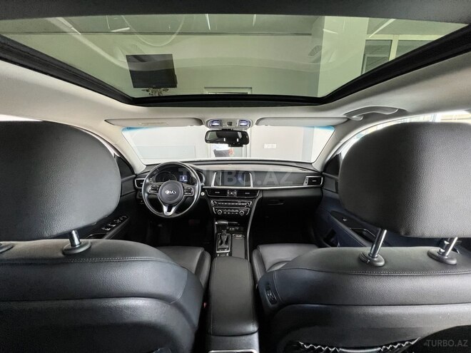 Kia K5-16
