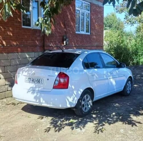 Hyundai Accent 2009, 241,000 km - 1.4 l - Biləsuvar