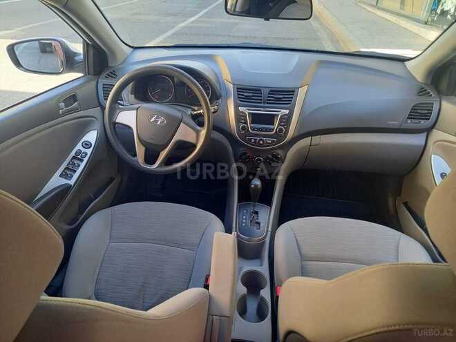 Hyundai Accent 2017, 107,198 km - 1.6 л - Bakı