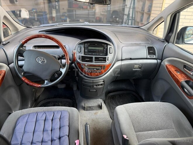 Toyota Previa 2004, 350,000 km - 2.4 л - Bakı