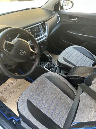 Hyundai Accent 2017, 132,000 km - 1.6 l - Bakı