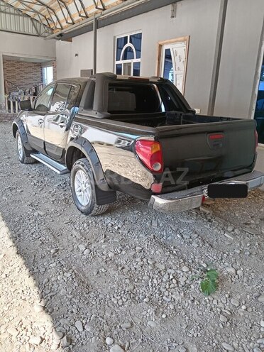 Mitsubishi L200 2014, 400,000 km - 2.5 l - Şabran