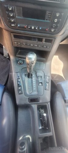 BMW 320-15