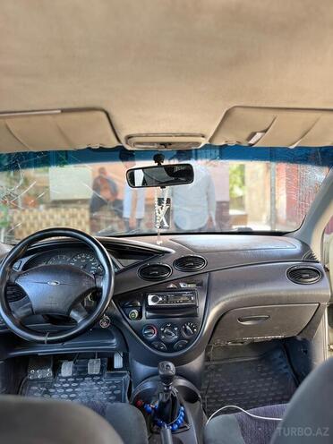 Ford Focus 2001, 360,000 km - 1.8 l - Neftçala