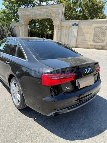 Audi A6 2014, 233,500 km - 2.0 l - Bakı