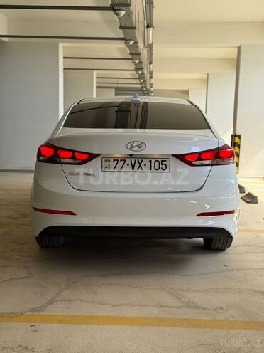Hyundai Elantra 2017, 105,633 km - 2.0 l - Bakı