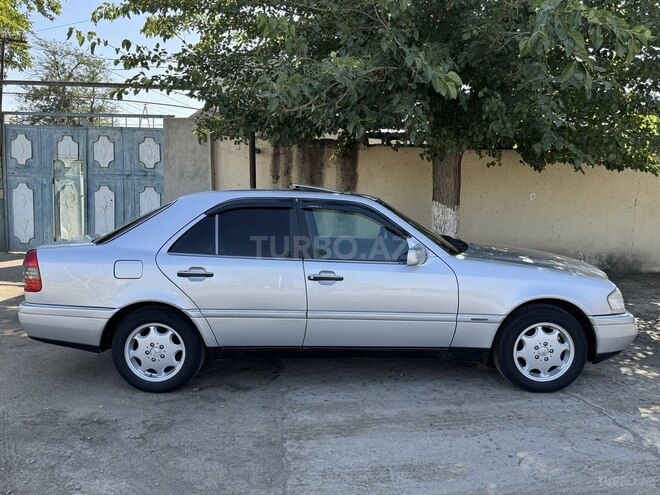 Mercedes C 220 1996, 406,454 km - 2.2 l - Gəncə