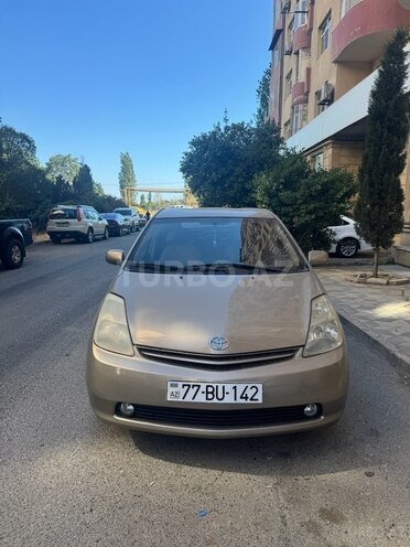 Toyota Prius-1