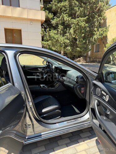 Mercedes E 220 d 4MATIC 2017, 189,612 km - 2.0 л - Bakı