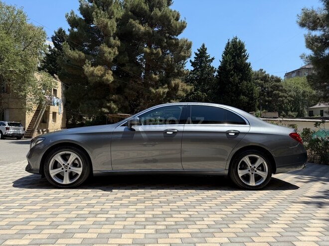 Mercedes E 220 d 4MATIC 2017, 189,612 km - 2.0 л - Bakı
