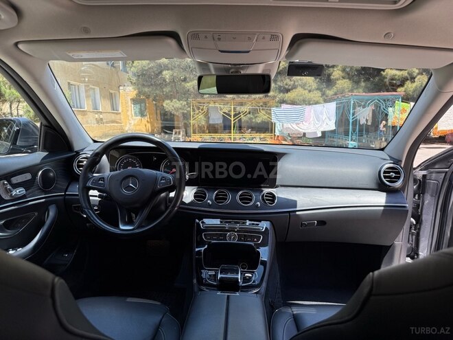 Mercedes E 220 d 4MATIC 2017, 189,612 km - 2.0 л - Bakı