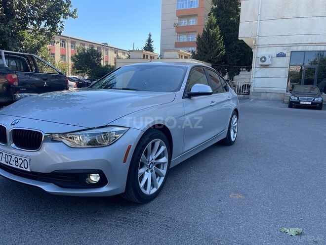 BMW 320-2