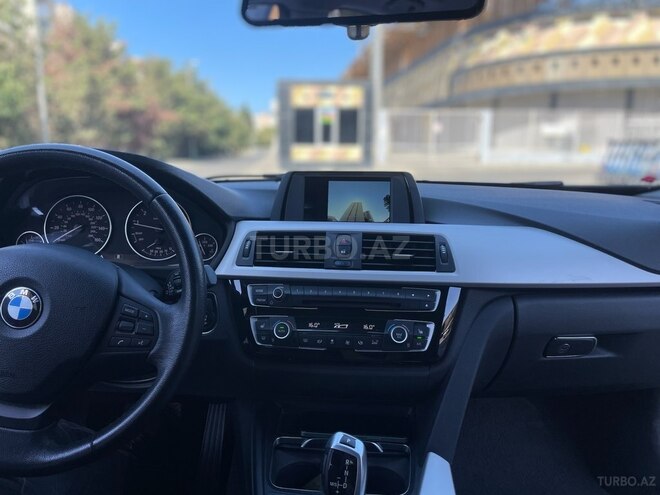 BMW 320-12