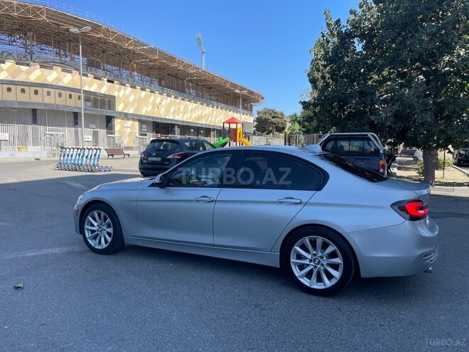 BMW 320-4