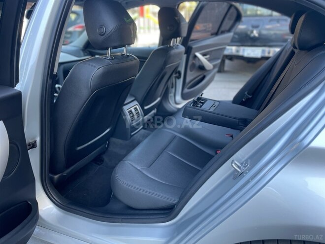 BMW 320-13