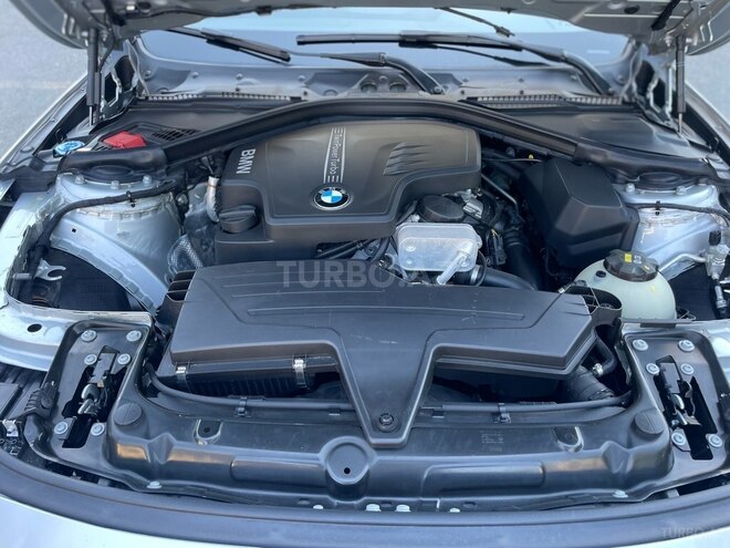 BMW 320-11