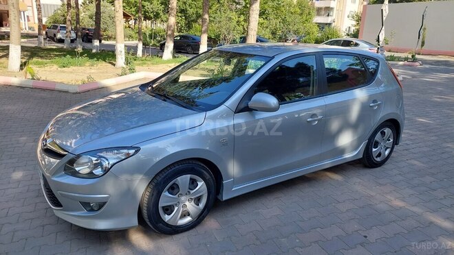 Hyundai i30 2010, 96,000 km - 1.4 l - Bakı