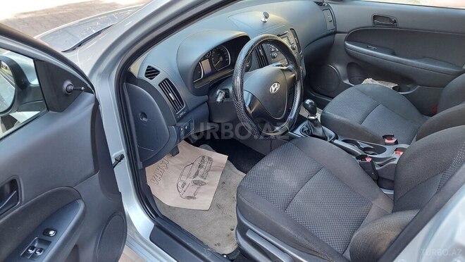 Hyundai i30 2010, 96,000 km - 1.4 l - Bakı