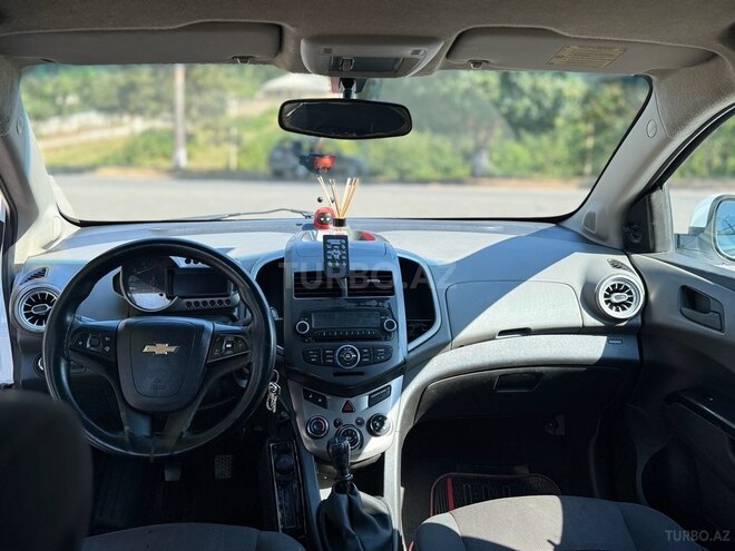Chevrolet Aveo 2012, 405,555 km - 1.4 l - Quba
